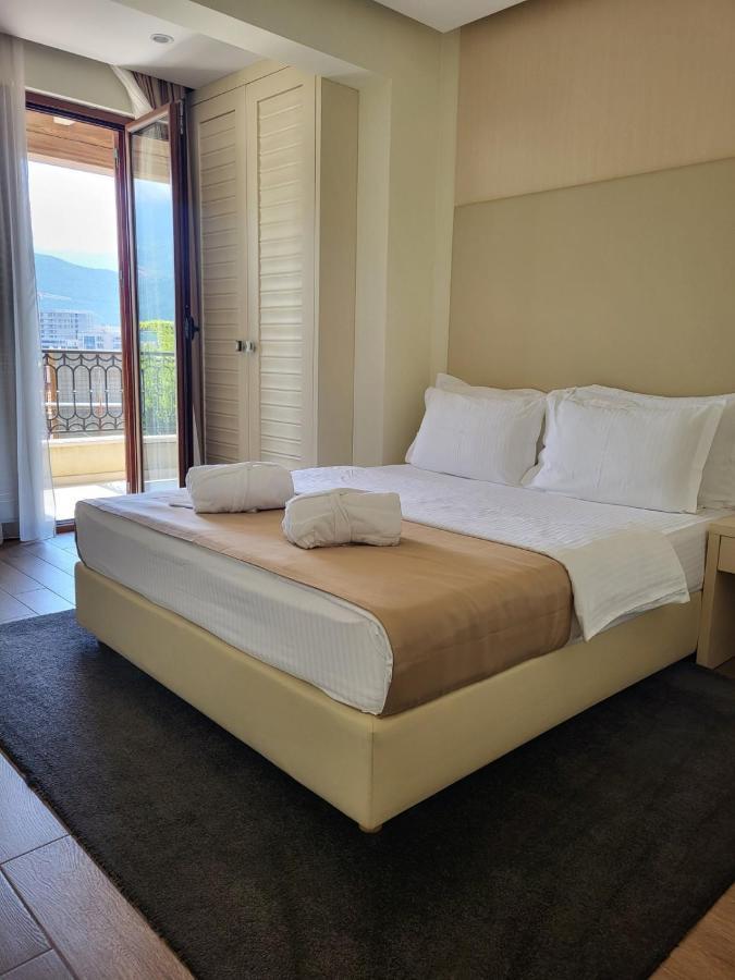 Aparthotel Villa Aria Budva Exterior foto