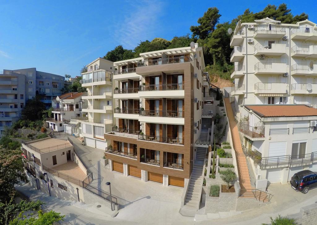 Aparthotel Villa Aria Budva Exterior foto